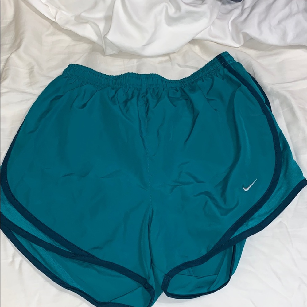 Nike Dri-Fit Tempo Shorts
